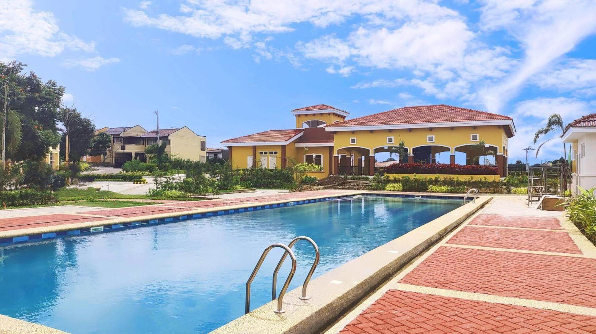 Vittoria Suites At Northpoint Pines Estate Davao Bagian luar foto